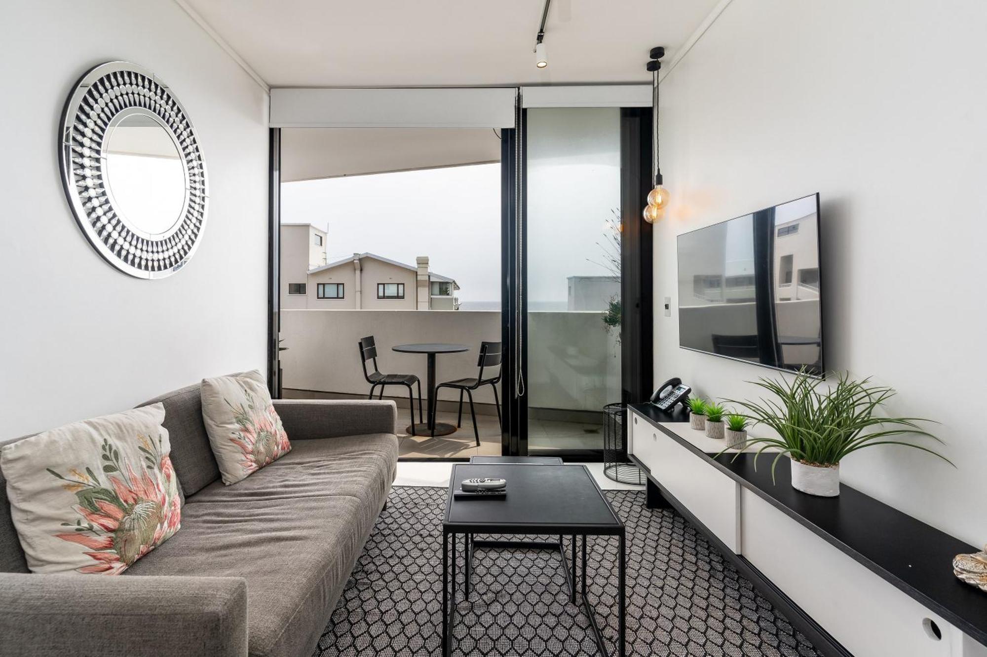 Apartment Flamingo 701: 7th Floor Sea View *